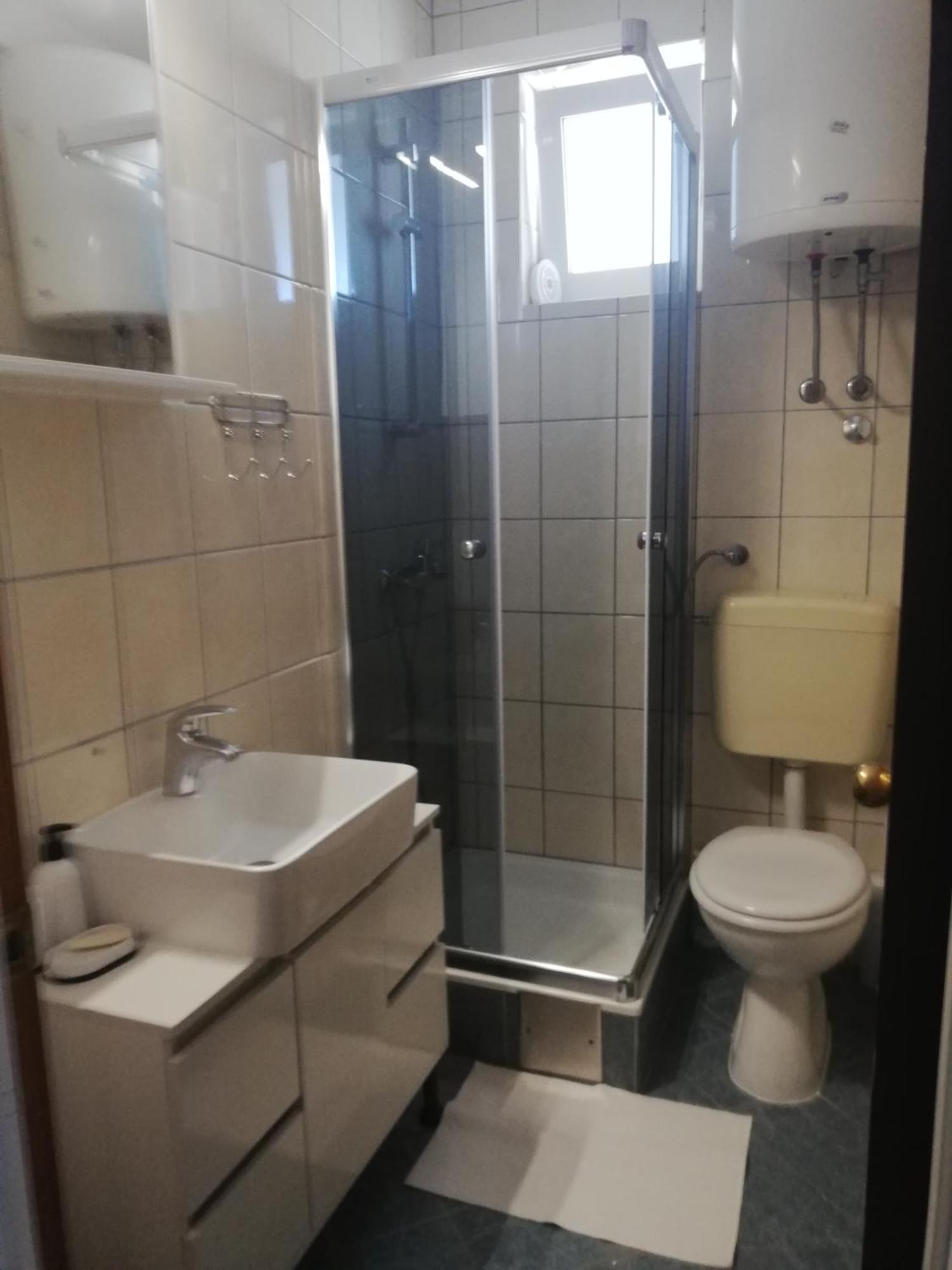 Apartmani Zoran Bilic Promajna Exteriér fotografie